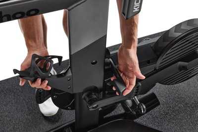 Wahoo Kickr Bike Pro &ndash; &Aacute;ll&iacute;that&oacute; illeszked&eacute;s