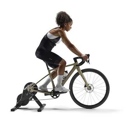 Wahoo Kickr Core 2 &ndash; WiFi &eacute;s Bluetooth csatlakoz&aacute;s, z&ouml;kkenőmentes szinkroniz&aacute;ci&oacute;